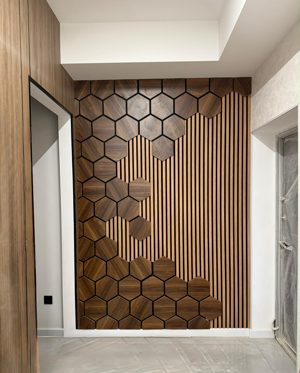 Petək formalı dekorativ panel